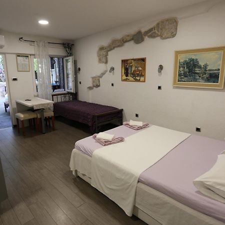 Apartments Nikolla Сплит Экстерьер фото
