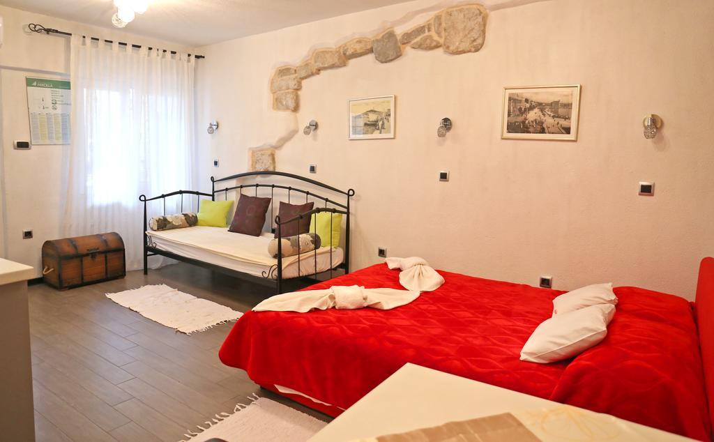 Apartments Nikolla Сплит Экстерьер фото
