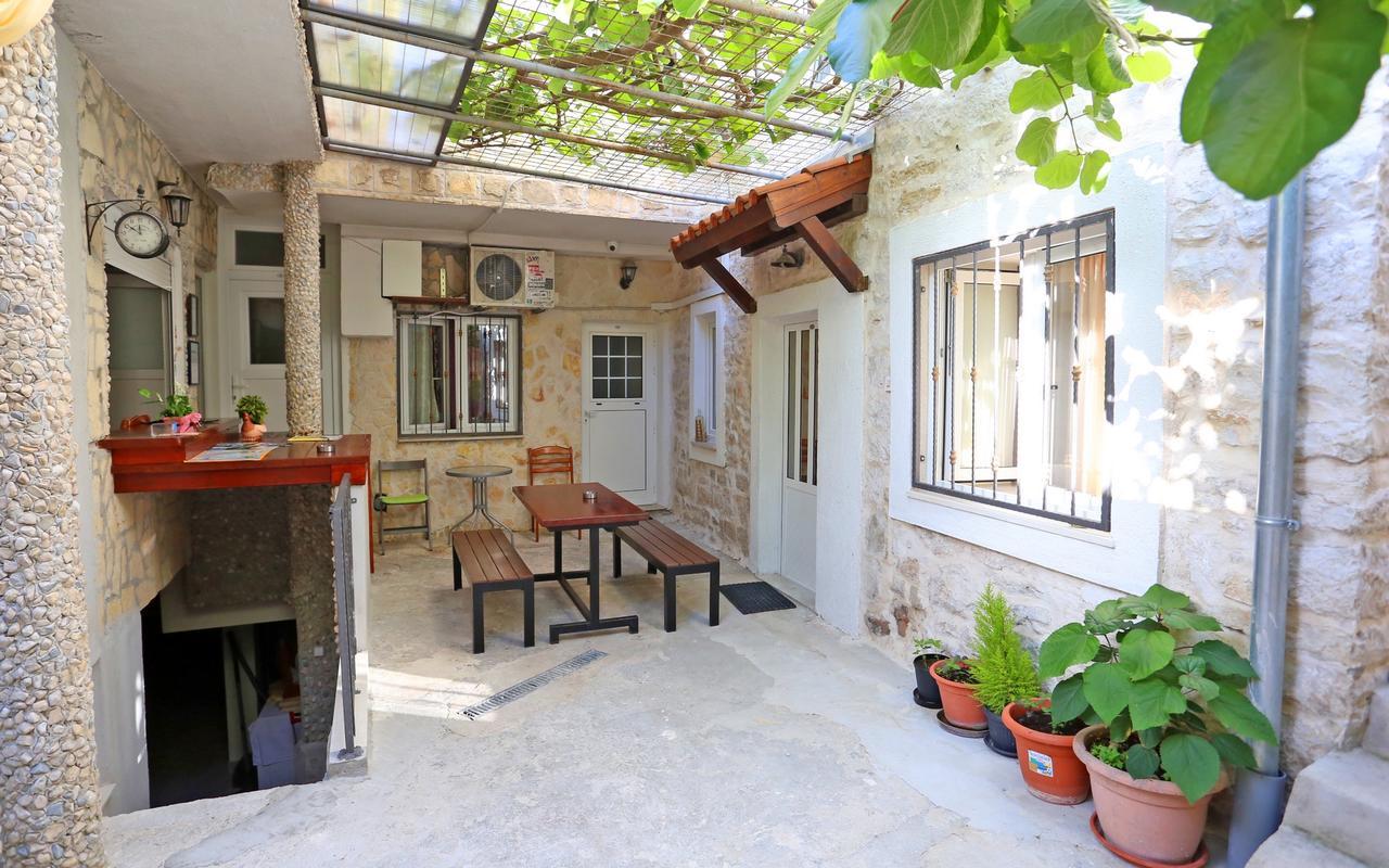 Apartments Nikolla Сплит Экстерьер фото