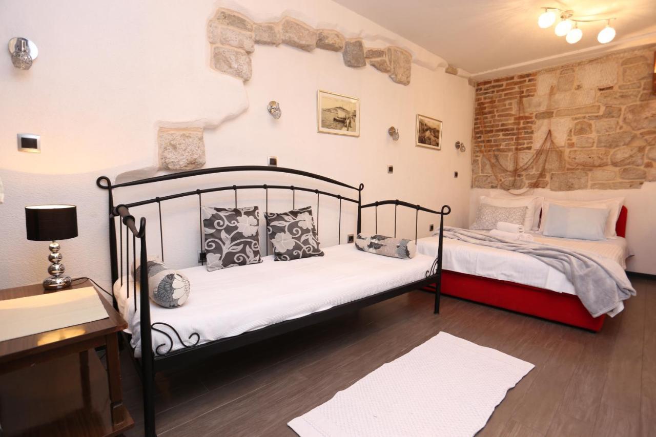 Apartments Nikolla Сплит Экстерьер фото