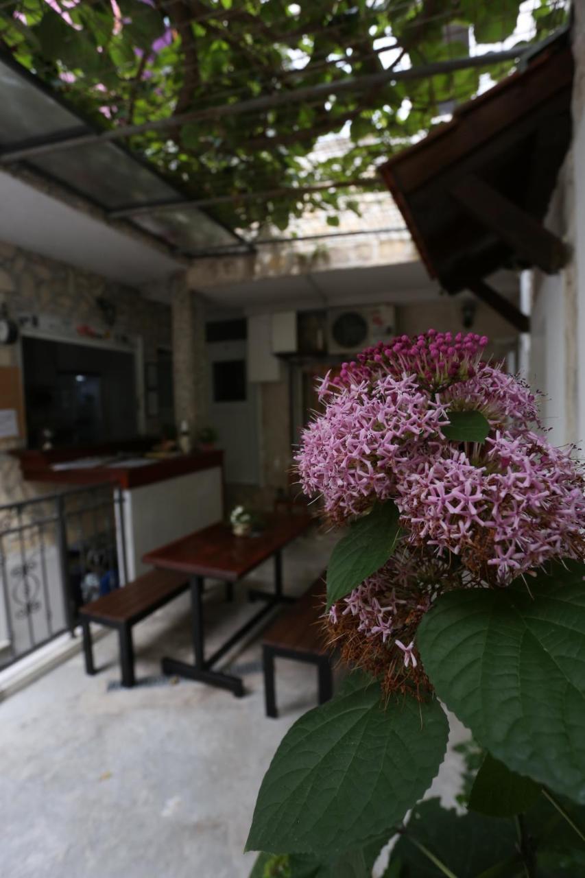Apartments Nikolla Сплит Экстерьер фото