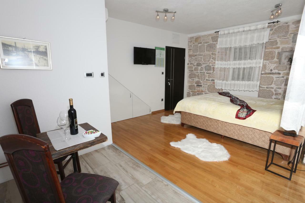 Apartments Nikolla Сплит Экстерьер фото