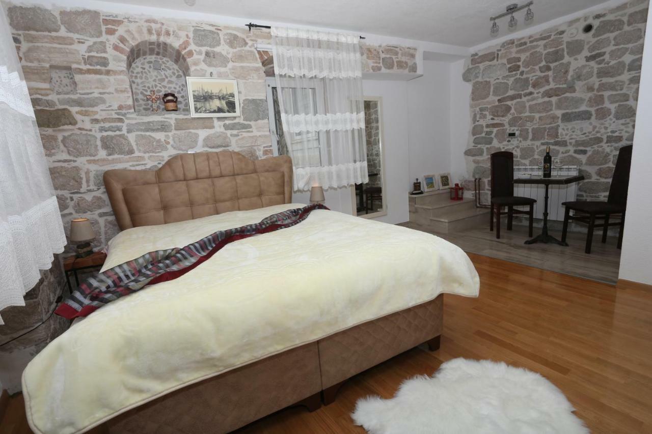 Apartments Nikolla Сплит Экстерьер фото