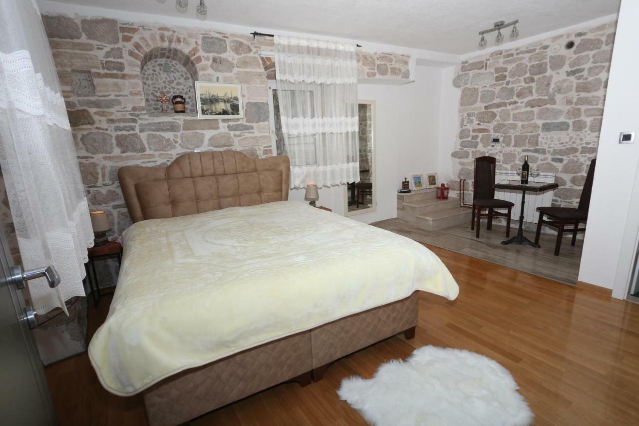 Apartments Nikolla Сплит Экстерьер фото