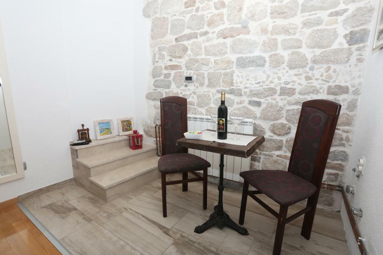 Apartments Nikolla Сплит Экстерьер фото